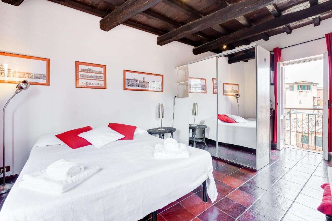 Romantic House With Terrace Εξωτερικό φωτογραφία