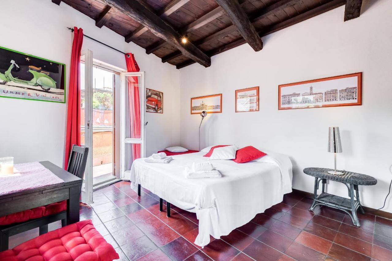 Romantic House With Terrace Εξωτερικό φωτογραφία