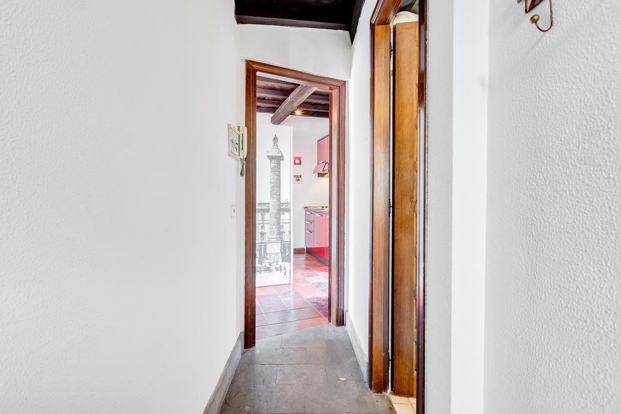 Romantic House With Terrace Εξωτερικό φωτογραφία